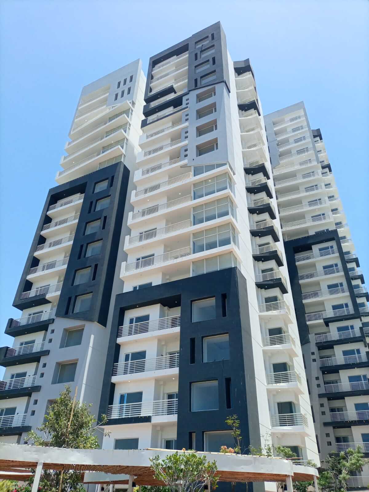 Dynasty-Tower-Clifton-Luxury-4-Bedroom-Flat-for-Sale.jpeg